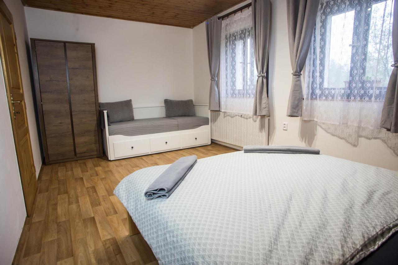 Apartmany Ve Mlejne Cachrov Экстерьер фото