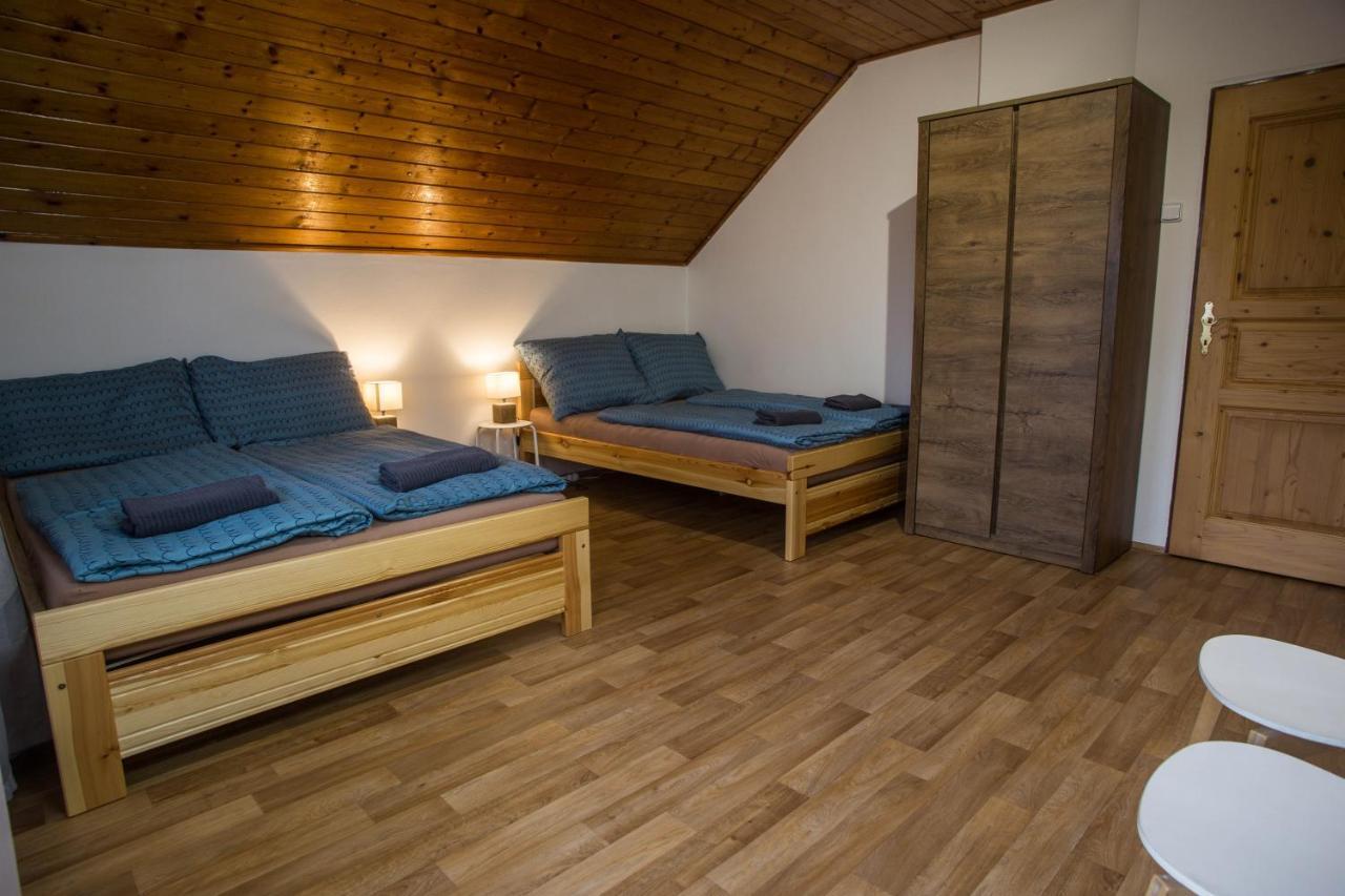 Apartmany Ve Mlejne Cachrov Экстерьер фото