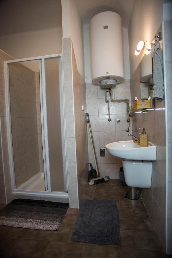 Apartmany Ve Mlejne Cachrov Экстерьер фото
