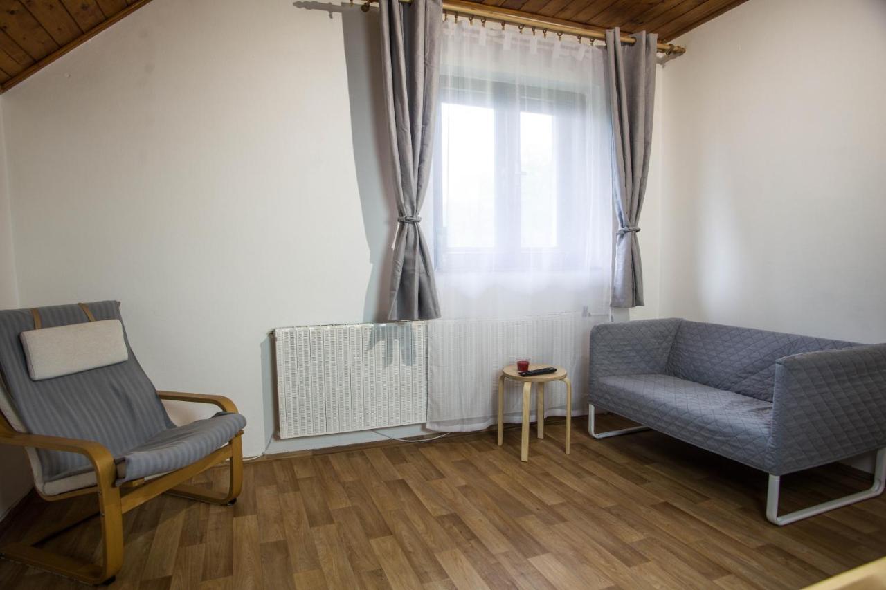 Apartmany Ve Mlejne Cachrov Экстерьер фото